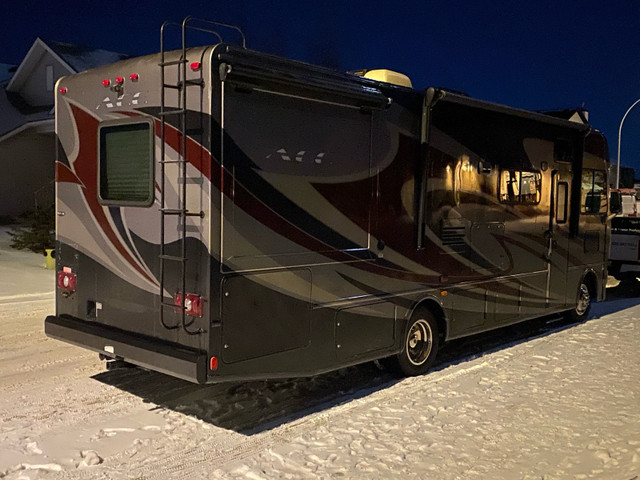 2014 Thor ACE 30.1 in RVs & Motorhomes in Calgary - Image 2