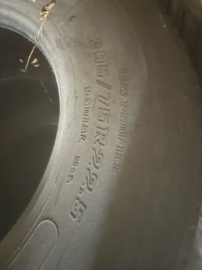 295 75R 22.5 4 tires with 90% tread left