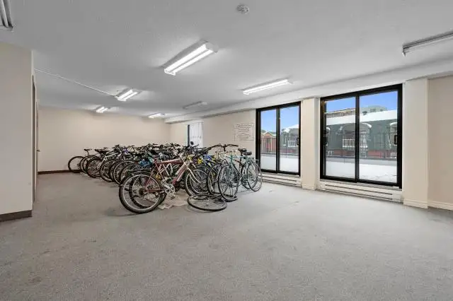 Magnificent condo for sale, Beautiful condo for sale63373391392513122