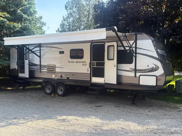 2015 Heartland Trail Runner 29 SLE in Travel Trailers & Campers in Grand Bend - Image 2