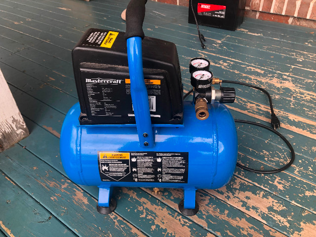 AIR COMPRESSOR (DOESN'T SHUT OFF) in Power Tools in Moncton