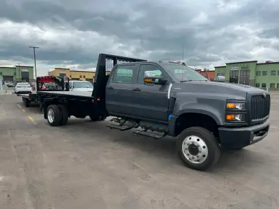 2023 International CV515 Crew cab 4x4. 6.6L Duramax with 6 speed Allison transmission. Flat deck wit...