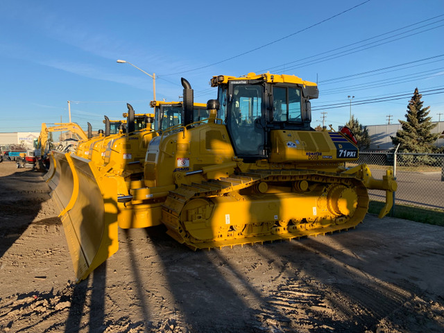 Dozer for rent d6 and d8 size 450 p in Heavy Equipment in St. Albert - Image 3