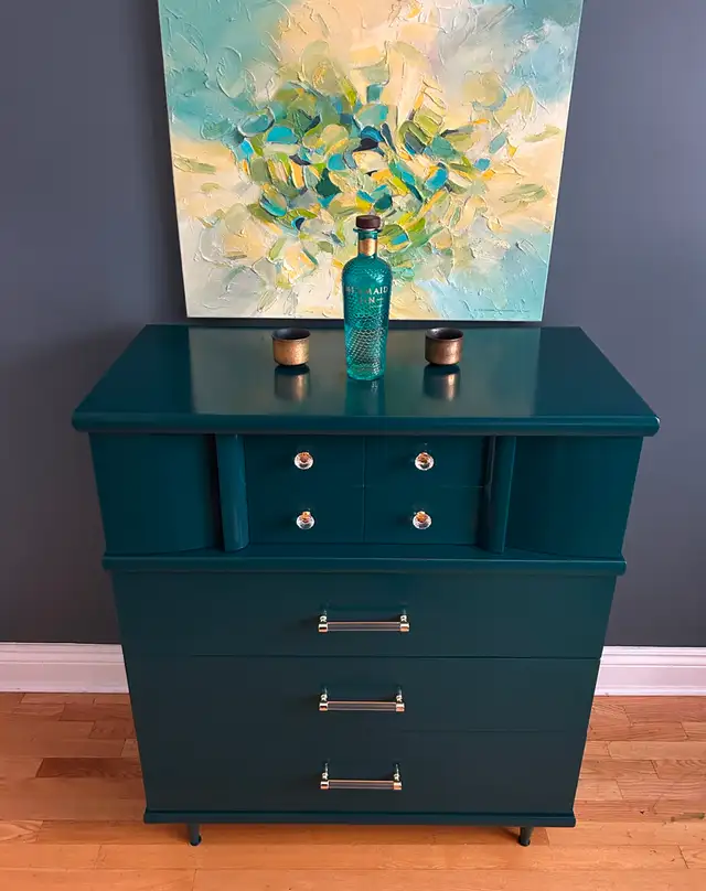 SOLD—Vintage Peacock Tallboy Dresser in Dressers & Wardrobes in Ottawa - Image 4