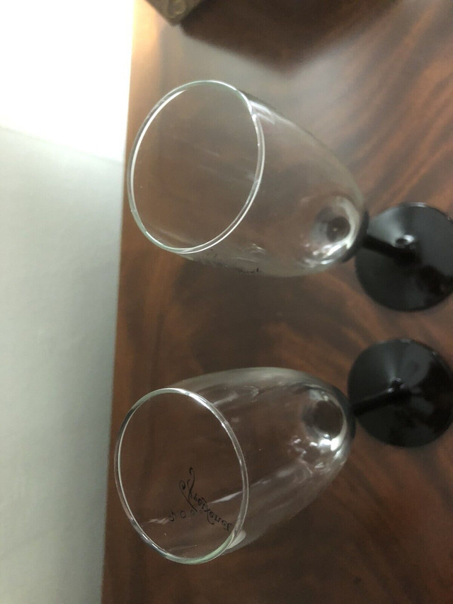 Two Freixenet Black Stem Champagne Flute Glasses - 9" Tall  in Kitchen & Dining Wares in Oakville / Halton Region - Image 4
