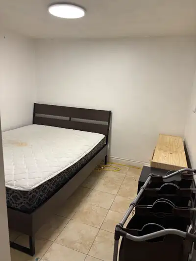 2 bedroom apartment in the small building. On the ground. 2 bedroom. 1 kitchen. 1 bathroom. 1 living...