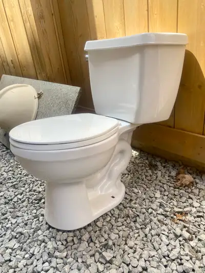 3 Vortex 6 L good quality toilet in great condition, View more