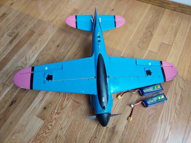 RC plane & two 4 cell LiPo batteries PNP in Hobbies & Crafts in Calgary - Image 4