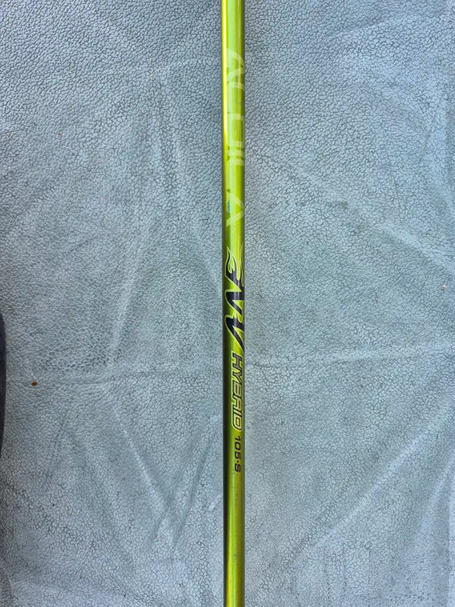 Golf Clubs - Taylormade R11 4,5 iron, Burner AW, Titleist Hybrid in Golf in Guelph - Image 8