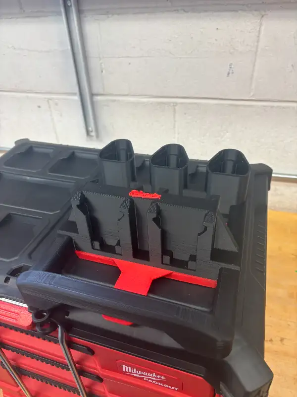 Milwaukee Packout Holder Carrier for 3x M12 and 4x M18 Batteries in Power Tools in Markham / York Region - Image 5