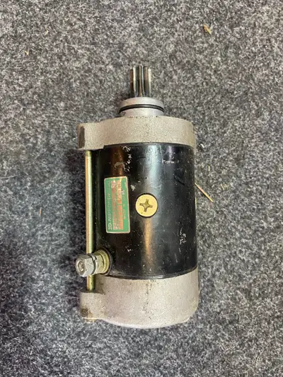 13 in total - Suzuki GT750 ‘Water Buffalo’ used starters 5 - Mitsuba - sm-229-12V-0.5kw 8 - Nipponde...