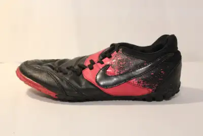 US 4 Youth Nike Indoor Soccer Turf Shoes, View more