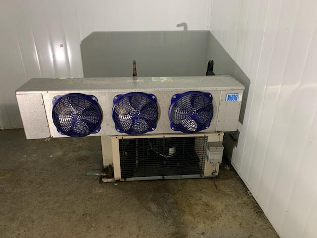 WALK IN COOLER COMPRESSOR AND COIL in Other Business & Industrial in Prince George - Image 2