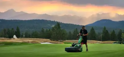 Now Hiring: Turf Care Team Members (Seasonal) Spend your summer outdoors at one of the most beautifu...