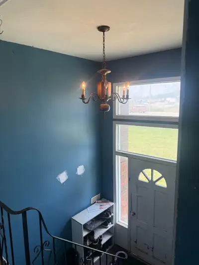 Got 3 rooms available from 1st August $600 / month ( utilities & wifi included ) Contact : 519-938-1...