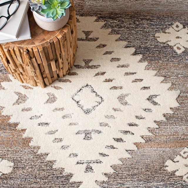 Brand New Wool 5' x 8' Handmade Area Rug in Rugs, Carpets & Runners in Hamilton - Image 4