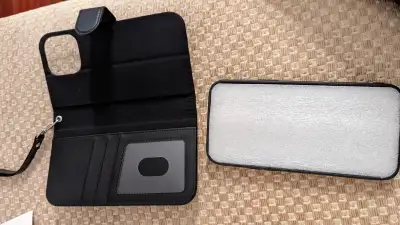 Roots Genuine Leather Magnetic Case Folio iPhone 13 Pro Max, View more