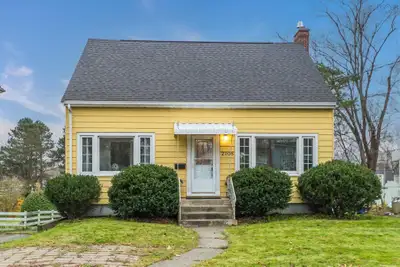 2 BEDROOM basement unit for RENT in Halifax - West End - $1500 TWO BEDROOM 1 BATHROOM BASEMENT UNIT–...