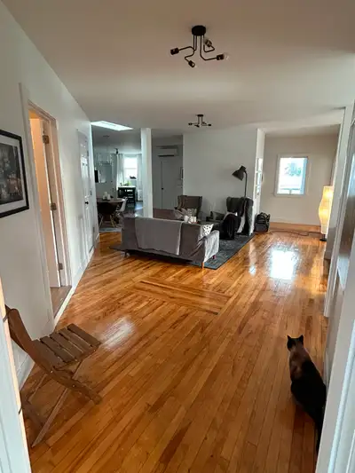 Beautiful 3-Bedroom Unfurnished Apartment for Rent! Prime Location – Junction of Union Street ✨ Loca...