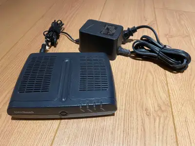 Technicolor / Thomson SpeedTouch 546 ADSL Gateway (Router, Modem) with built-in 4 port switch. The S...