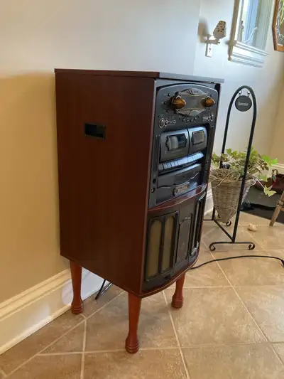 nostalgic looking stereo, View more