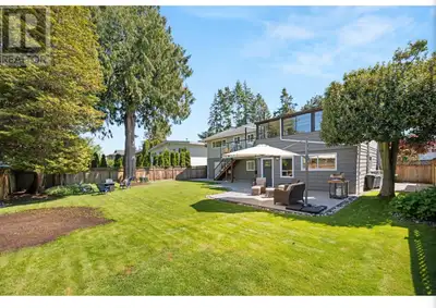 Beautiful 3 bedroom 1.5 bath house for rent With kitchen, dining, covered and uncovered patio. Acces...