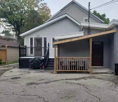 Main Floor 1 bedroom apartment is available in mixed use property on Cooper Street in Hespeler Villa...
