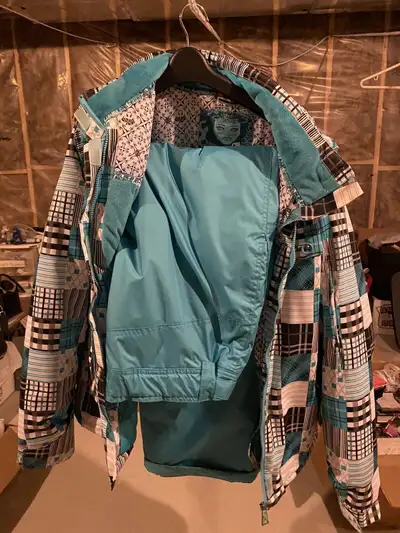 Ladies ski suit L, XL(please read all), View more