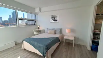 Looking for a comfortable, stylish place to call home? This fully furnished room at 201 Sherbourne S...