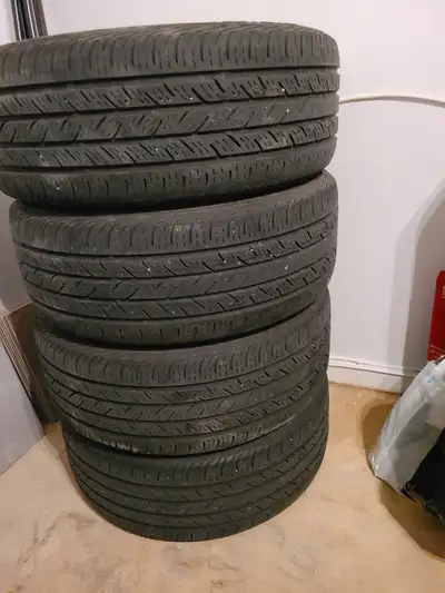Set of Summer tires 215-55 R16 in Alloy rims good condition.