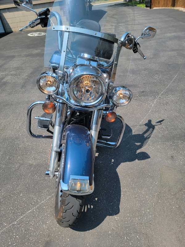 2009 Harley Davidson Road Glide in Street, Cruisers & Choppers in Leamington - Image 4