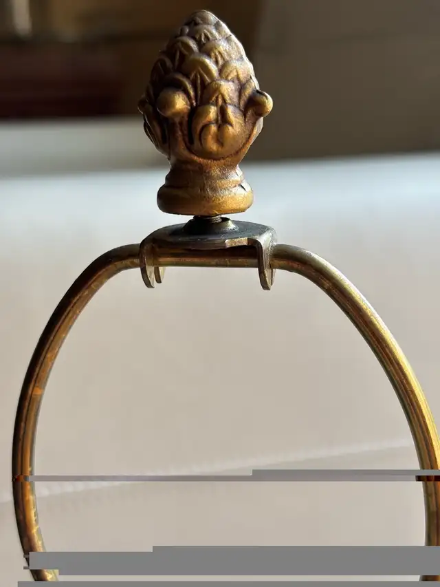 Vintage Table Lamp in Indoor Lighting & Fans in City of Toronto - Image 4