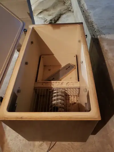 Cooler retro style, plugged in and works., View more