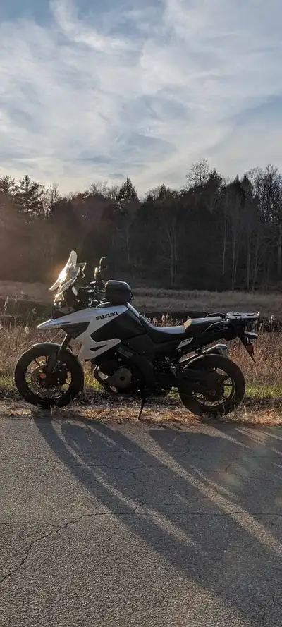 Excellent condition, well maintained by local dealer. Heated grips Oxford Givi windshield adapter pl...
