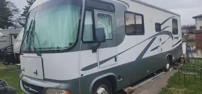 Ford commander tripple E Perfect condition. Clean and well maintained. A lot of repairs done and it'...