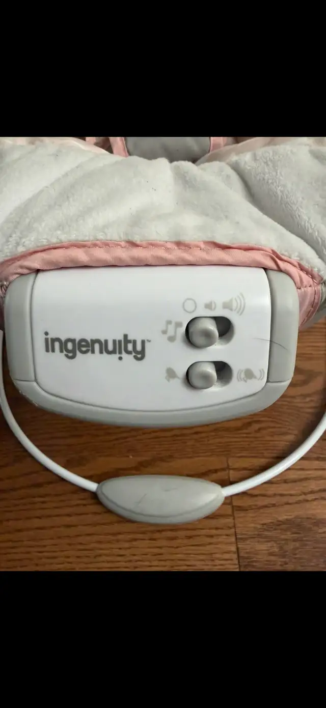 Vibrating Baby Bouncer Seat with Music in Other in Mississauga / Peel Region - Image 4