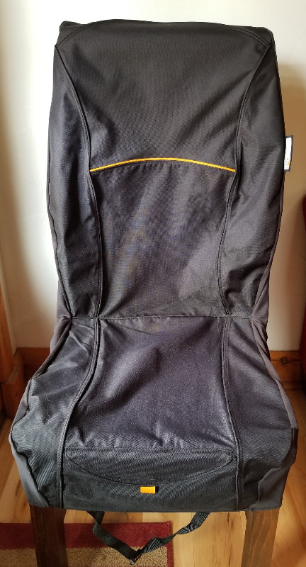 Kurgo pet car seat cover in Accessories in Owen Sound - Image 4