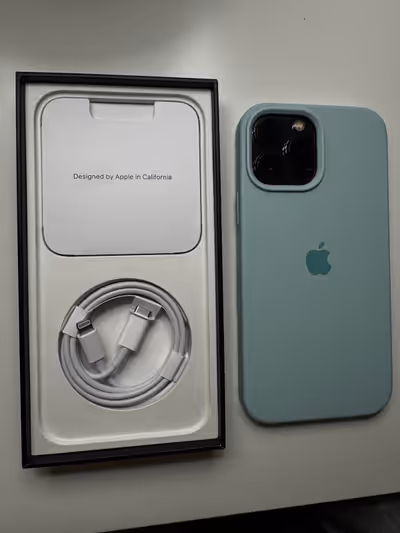 Selling an iPhone 13 Pro Max in Graphite with 256GB of storage. The phone is in excellent condition...