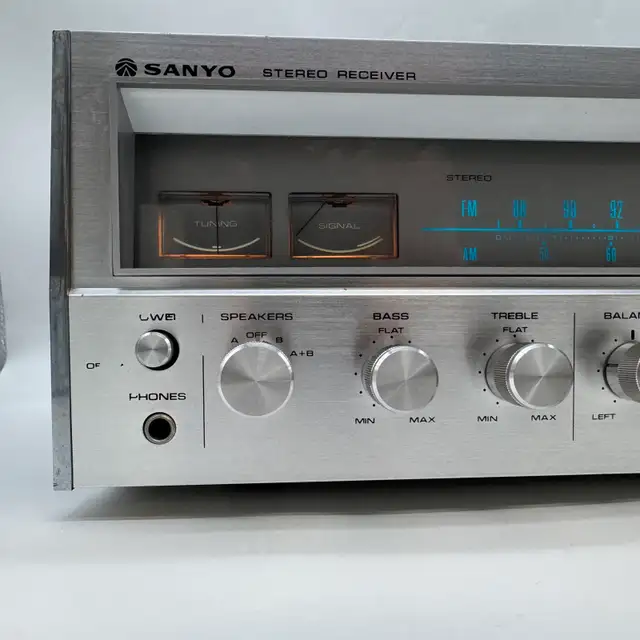 Sanyo DCX 6000KA Vintage Stereo Receiver Made in Japan  Working in General Electronics in City of Toronto - Image 3