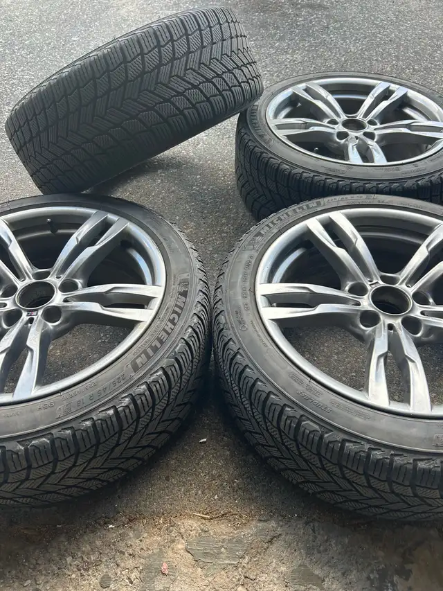 18” BMW OEM M-SPORT RIMS AND WINTER TIRES in Tires & Rims in Mississauga / Peel Region - Image 2