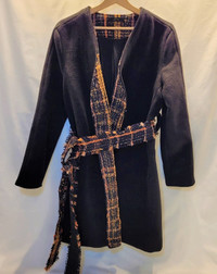 Women's wool blend belted car coatsize 1