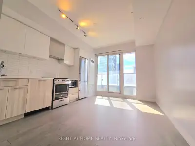 Experience Downtown Toronto Living At Its Finest At Dundas Square Gardens! This Modern Open-Concept...