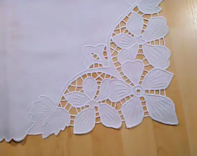 Vintage Tablecloth/napkins 55"x 55", Never been used, View more