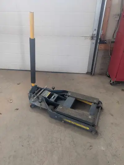 Motorcycle and ATV lift. Good working order. I can meet( deliver)to the city on East side for seriou...