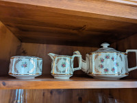 Sadler England.. Vintage tea pot, cream and sugar