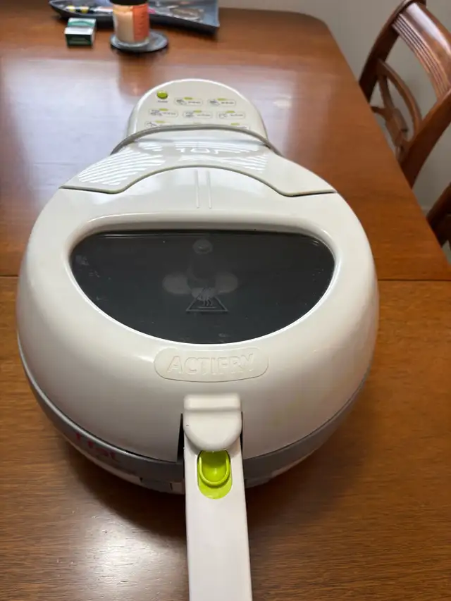 air fryer in Microwaves & Cookers in Saint John - Image 2