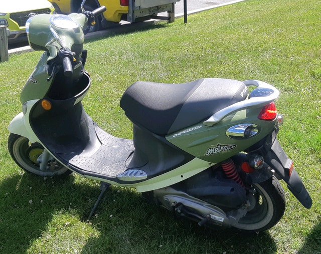 2008 PGO METRO scooter. 125cc. Only 1950Kms. Original. Scooters & Pocket Bikes Gatineau Kijiji