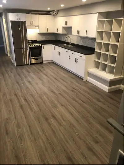 One bedroom basement apartment Private entrance, well lit Large windows, lots of natural light Utili...