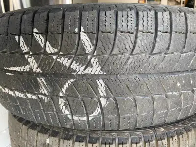 These tires are practically brand new, where on the vehicle for 4 months. Paid 1200$ for the set