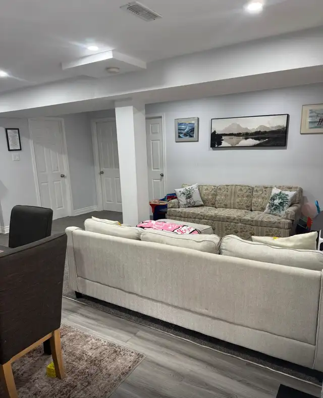 Pickering -Taunton/Peter Matthews in Long Term Rentals in Oshawa / Durham Region - Image 4